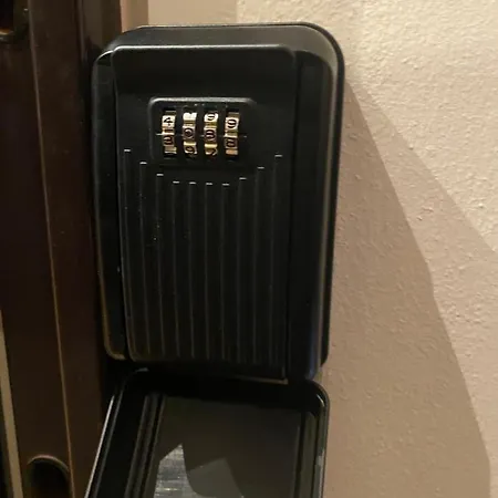 Milano 11 Apartman *